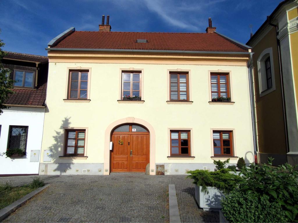 Apartman U Kostela Veselí nad Moravou Exterior foto